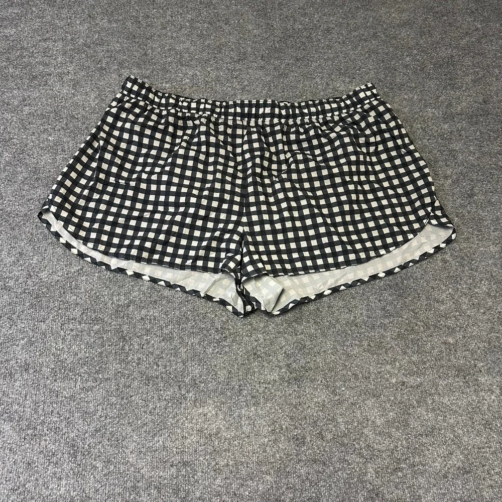 Old Navy Shorts Womens Size 3X Black Gingham StretchTech Active Athletic Gym